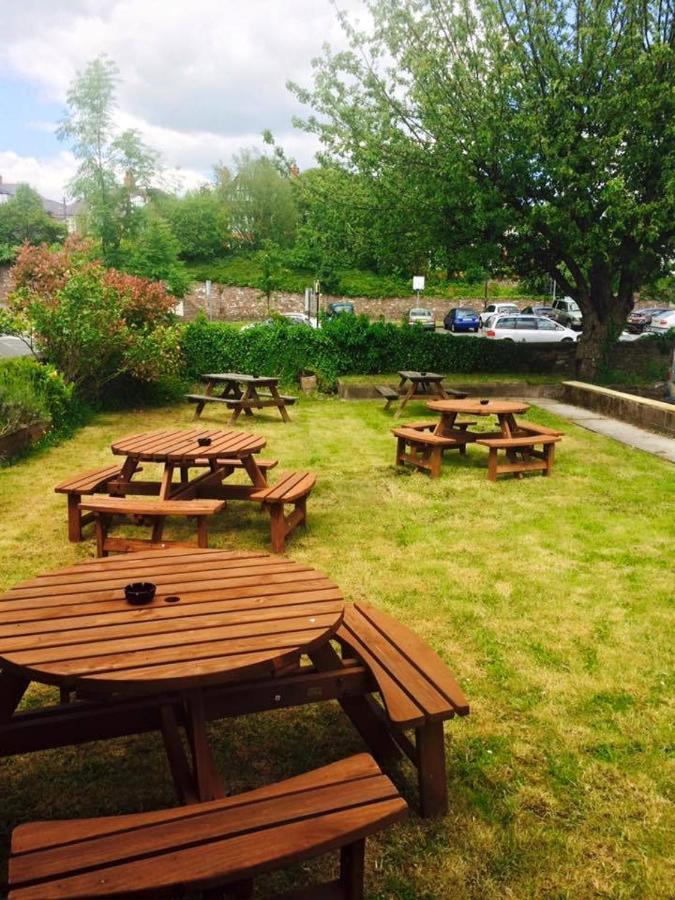 Markets Tavern Hotel Brecon Esterno foto