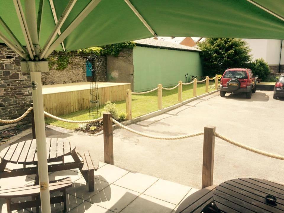 Markets Tavern Hotel Brecon Esterno foto